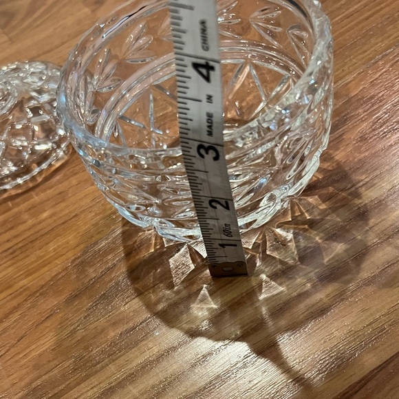 Vintage Heavy Crystal Bowl with Lid - Picture 10 of 11